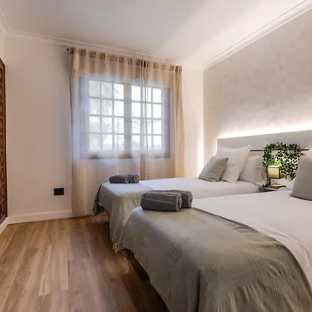 Dağ evi Luxury Teide View, Heated Pool, Sauna & Golf