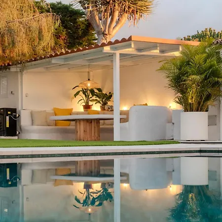 Chalet Luxury Teide View, Pool, Sauna & Golf
