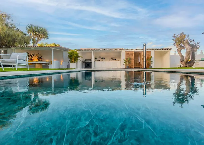 Alpstuga Luxury Teide View, Pool, Sauna & Golf *