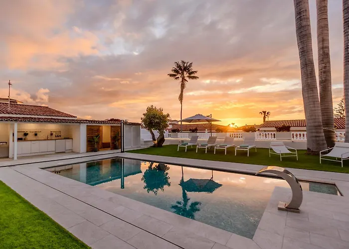 Alpstuga Luxury Teide View, Pool, Sauna & Golf Puerto de la Cruz (Tenerife)